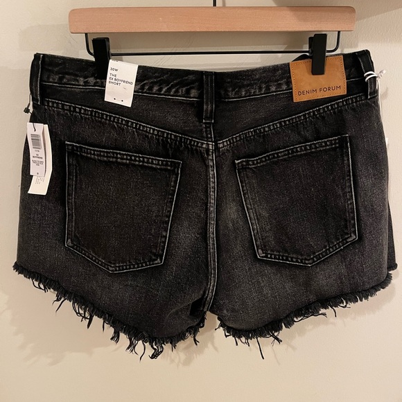 Aritzia Denim Forum Black Jean Shorts Distressed Cut Off The Ex Boyfriend 30 - Picture 8 of 11